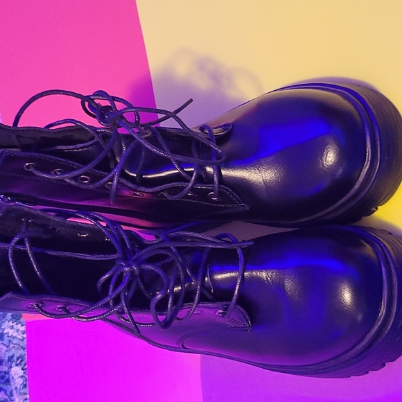 New Combat Boots - Picture 4 of 4